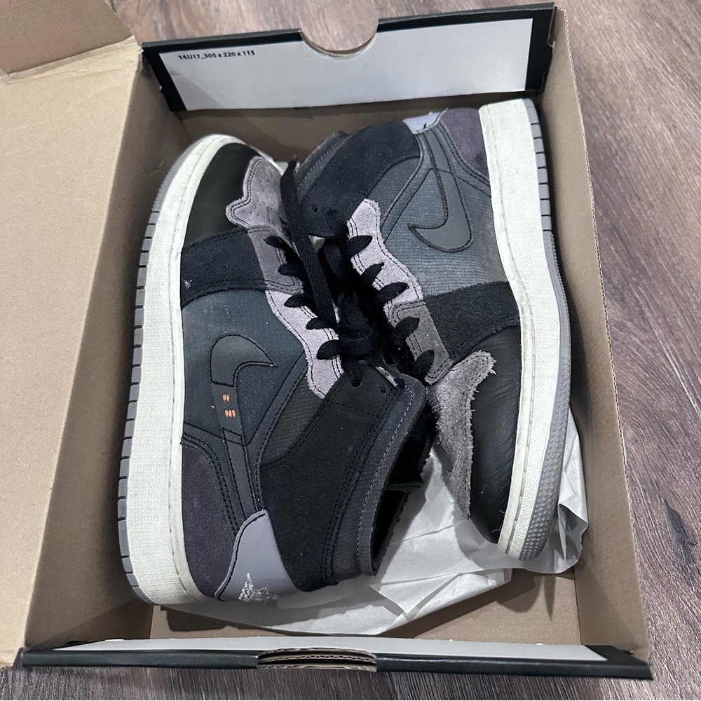 Nike boys Air Jordan
